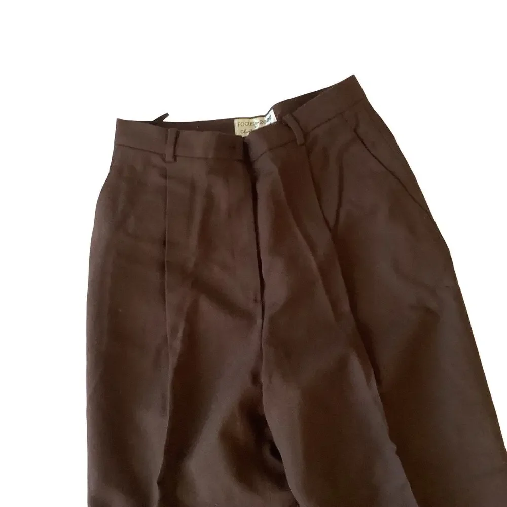 Focus 2000 brown wool